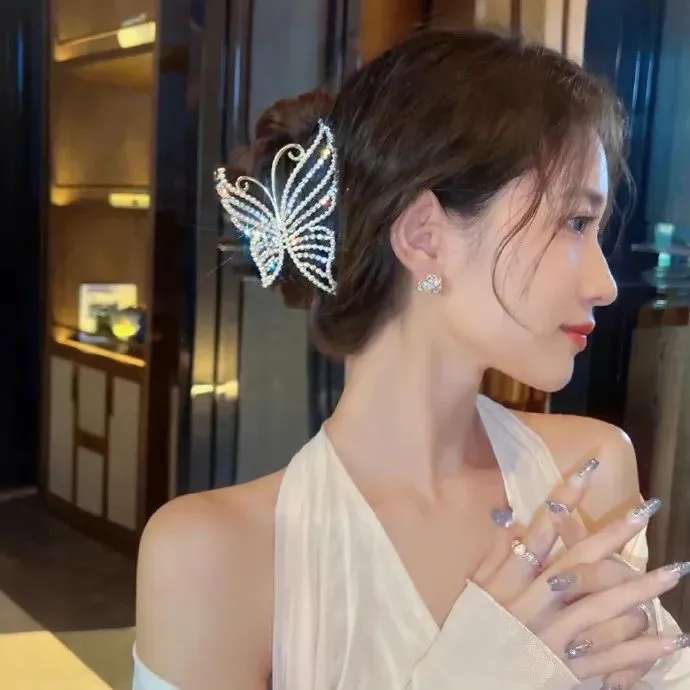 温暖如春 (2025)